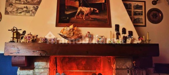 4 bedrooms Villa in Castel San Niccolò, Italy No. 274542 5