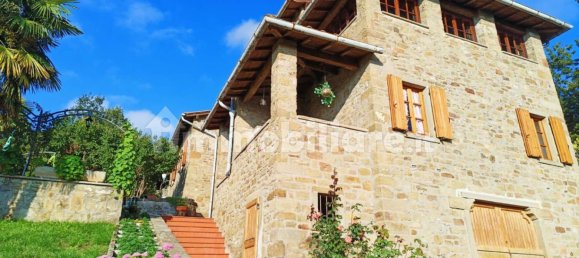 4 bedrooms Villa in Castel San Niccolò, Italy No. 274542 16