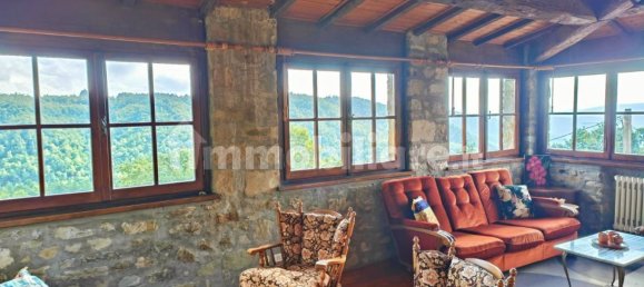 4 bedrooms Villa in Castel San Niccolò, Italy No. 274542 3
