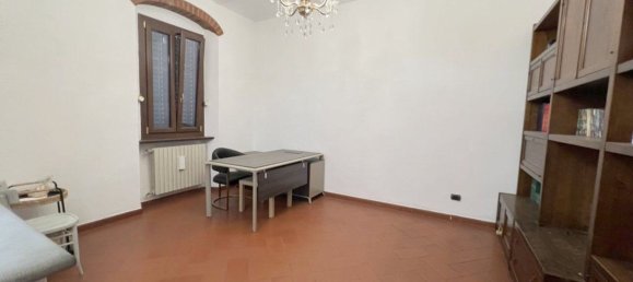 5 bedrooms Villa in Poggio a Caiano, Italy No. 333335 14