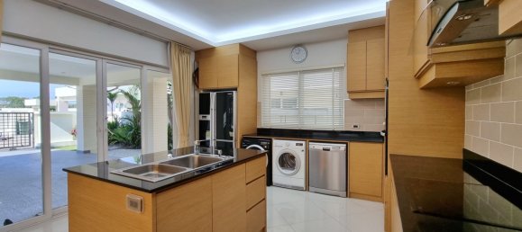 2 غرف نوم مقهى / مطعم في Pattaya, Thailand رقم 19153 12