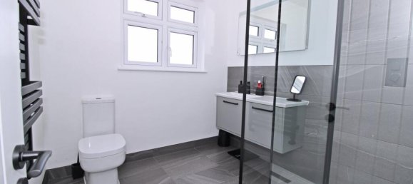 4 غرف نوم منزل في Park Langley, United Kingdom رقم 1115 25