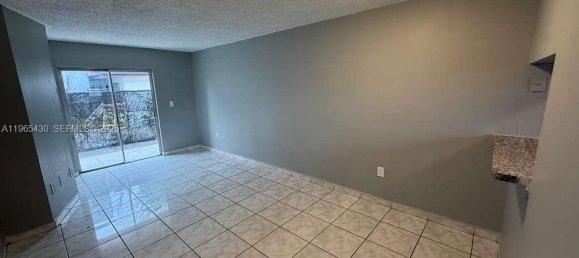 2 Schlafzimmer Gewerbliche Immobilien in Miami, USA, Nr. 615630 3