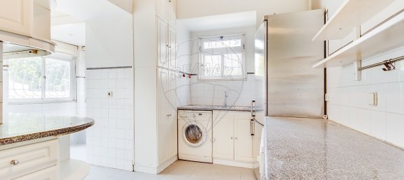 4 Schlafzimmer Wohnung in Lisbon, Portugal, Nr. 323491 12