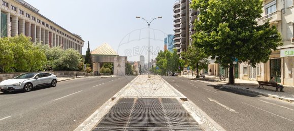 4 Schlafzimmer Wohnung in Lisbon, Portugal, Nr. 323491 33