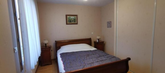 2 bedrooms Apartment in Villefranche-sur-Saone, France No. 335281 3