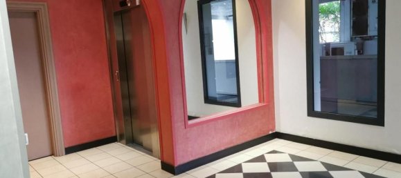 2 bedrooms Apartment in Villefranche-sur-Saone, France No. 335281 7