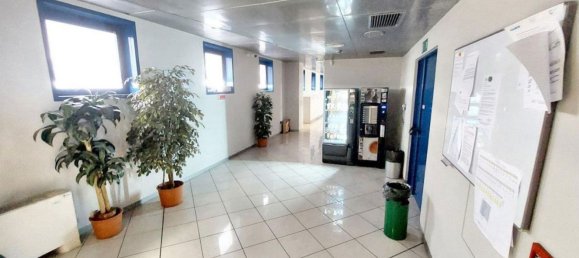 Büro in Piacenza, Italy 1655m², Nr. 374948 10