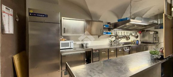 Propiedad comercial de 3 habitaciónes en Salò, Italy No. 293759 12