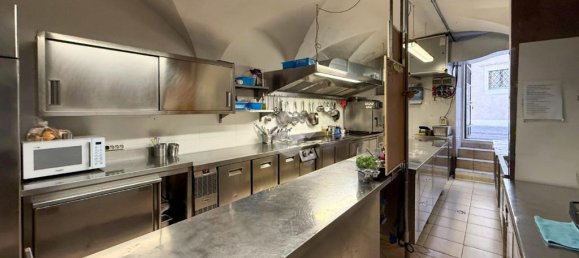 Propiedad comercial de 3 habitaciónes en Salò, Italy No. 293759 9