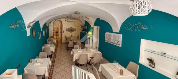 Propiedad comercial de 3 habitaciónes en Salò, Italy No. 293759 15