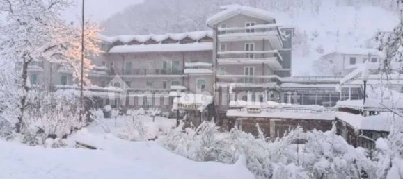 Отель, гостиница с 5 комнатами в Роккафорте Мондови, Италия № 302147 3