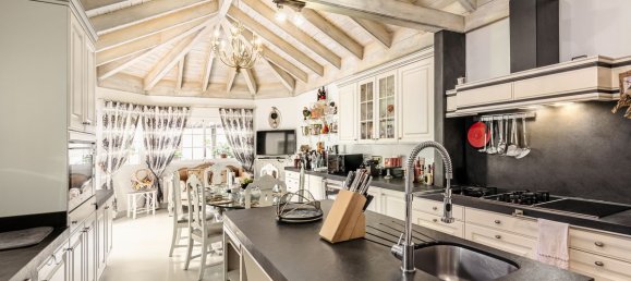 Дом с 5 спальнями в Марбелья, Испания № 38310 8