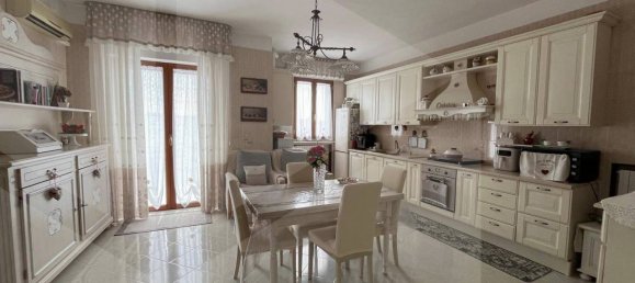 4 rooms Apartment in Cerignola, Italy No. 20988 12