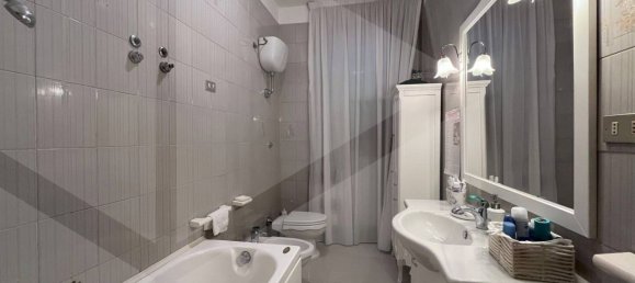 4 rooms Apartment in Cerignola, Italy No. 20988 9