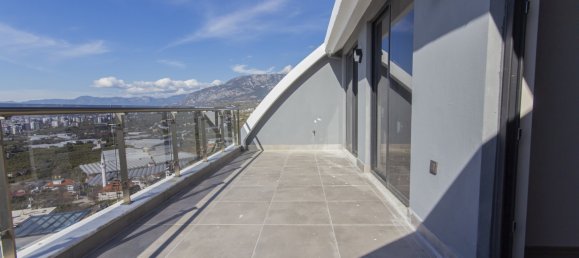 Apartment 4+1 in Kargicak, Turkey No. 19395 11