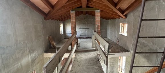 4 rooms House in Ziano Piacentino, Italy No. 88597 14