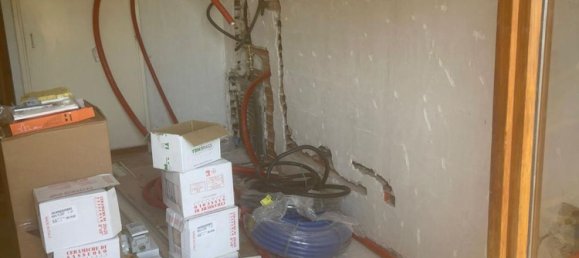 5 rooms Apartment in Perugia, Italy No. 279437 12