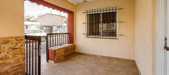 3 bedrooms House in Torre de la Horadada, Spain No. 285458 9