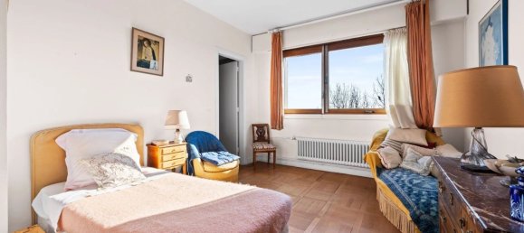 2 bedrooms Apartment in Garches, France No. 132093 9