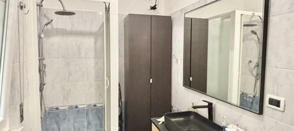 3-salle Appartement à Genoa, Italy No. 282424 24