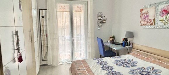 3-salle Appartement à Genoa, Italy No. 282424 21