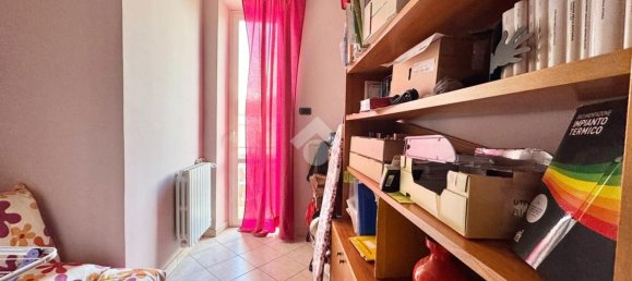 3 rooms Apartment in Viterbo, Italy No. 303793 2