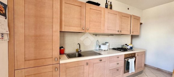 3 rooms Apartment in Viterbo, Italy No. 303793 12
