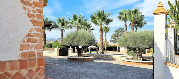 4 bedrooms House in Yecla, Spain No. 151380 6