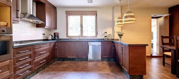 4 bedrooms House in Yecla, Spain No. 151380 22