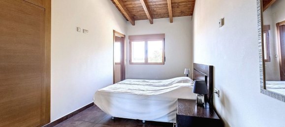 4 bedrooms House in Yecla, Spain No. 151380 34