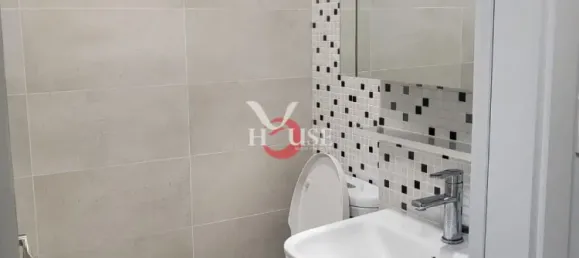 Apartamento de 2 dormitorios en District 7, Vietnam No. 9882 4