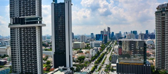 3 bedrooms Condo in Bangkok, Thailand No. 7025 2