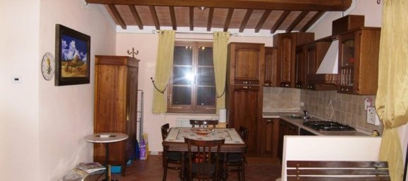 Studio in Asciano, Italy No. 1487 2