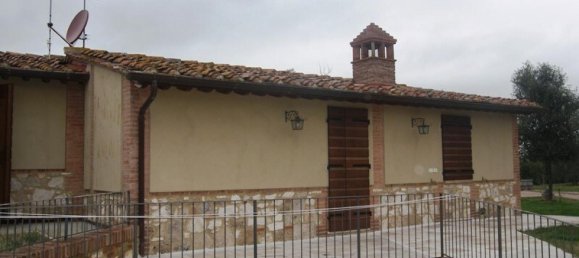 Studio in Asciano, Italy No. 1487 4