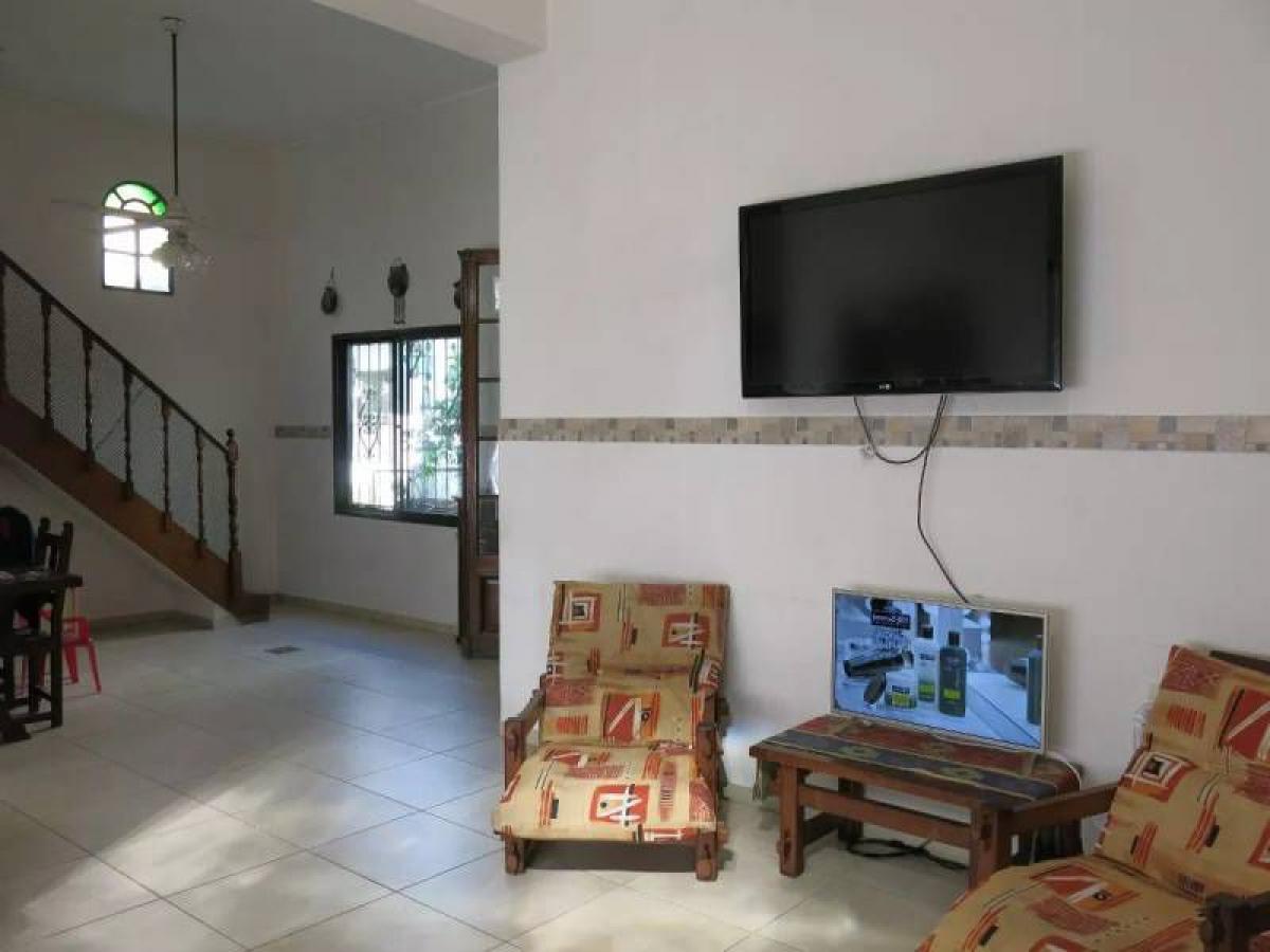 3 bedrooms House in Buenos Aires, Argentina No. 92984