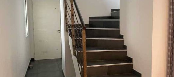 4 غرف نوم منزل ذو طابقين في Dardilly, France رقم 207403 5