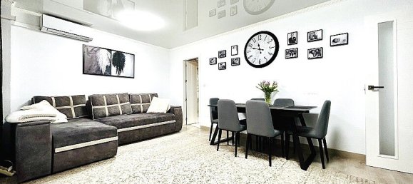 Apartamento de 4 dormitorios en Nueva Torrevieja, Spain No. 287187 3