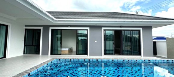 3 bedrooms Villa in Cha-am, Thailand No. 24524 4
