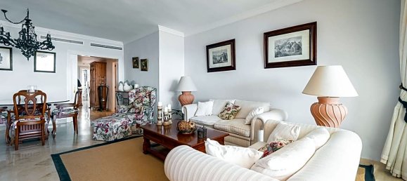 Apartamento de 2 dormitorios en Marbella, Spain No. 94022 22