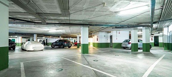 Apartamento de 2 dormitorios en Marbella, Spain No. 94022 10