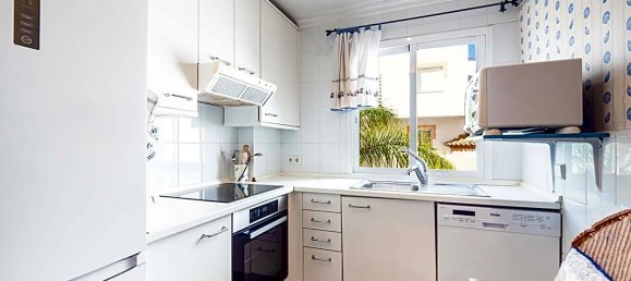 Apartamento de 2 dormitorios en Marbella, Spain No. 94022 23