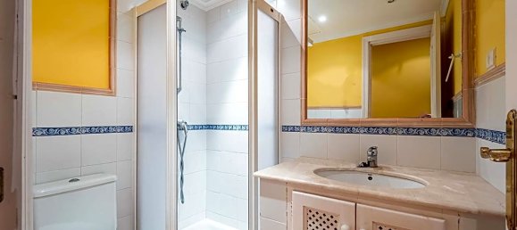 Apartamento de 2 dormitorios en Marbella, Spain No. 94022 14