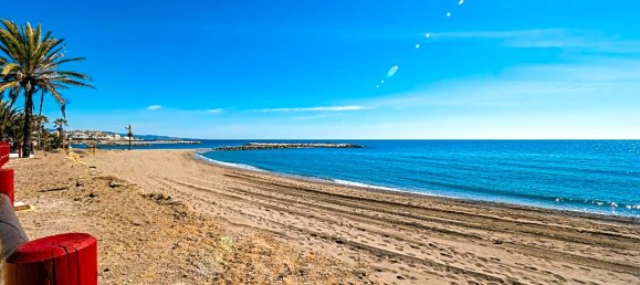 Apartamento de 2 dormitorios en Marbella, Spain No. 94022 18