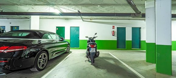 Apartamento de 2 dormitorios en Marbella, Spain No. 94022 11