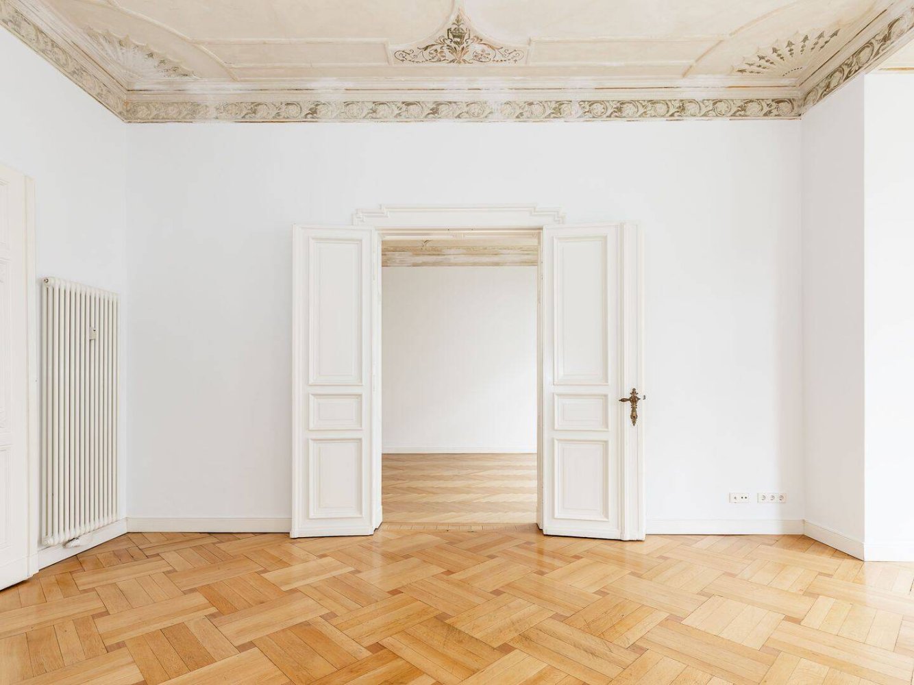 Квартира с 8 комнатами в Шёнеберг, Германия № 249281