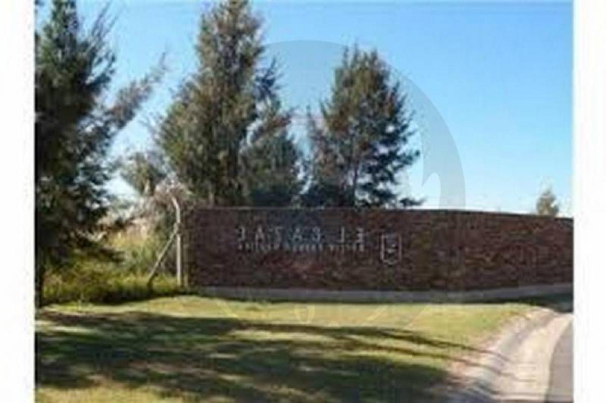  Land in Escobar, Argentina No. 112673