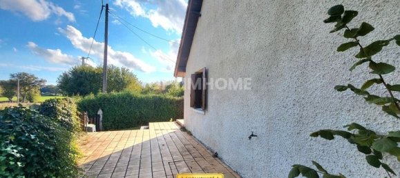 3 bedrooms House in La Chapelle-Hugon, France No. 230028 2