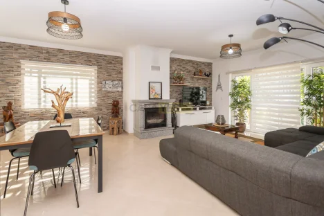 5 bedrooms House in Almada, Portugal No. 108671