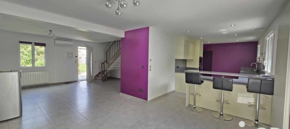 4 bedrooms House in Checy, France No. 64304 22